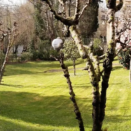 Piso Completo En Camino Ingles - Sigueeiro, アパート