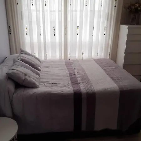 Piso completo en Camiño Inglés - Sigüeiro, Apartamento *